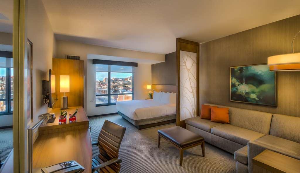 Hyatt Place Baltimore Inner Harbor Room photo