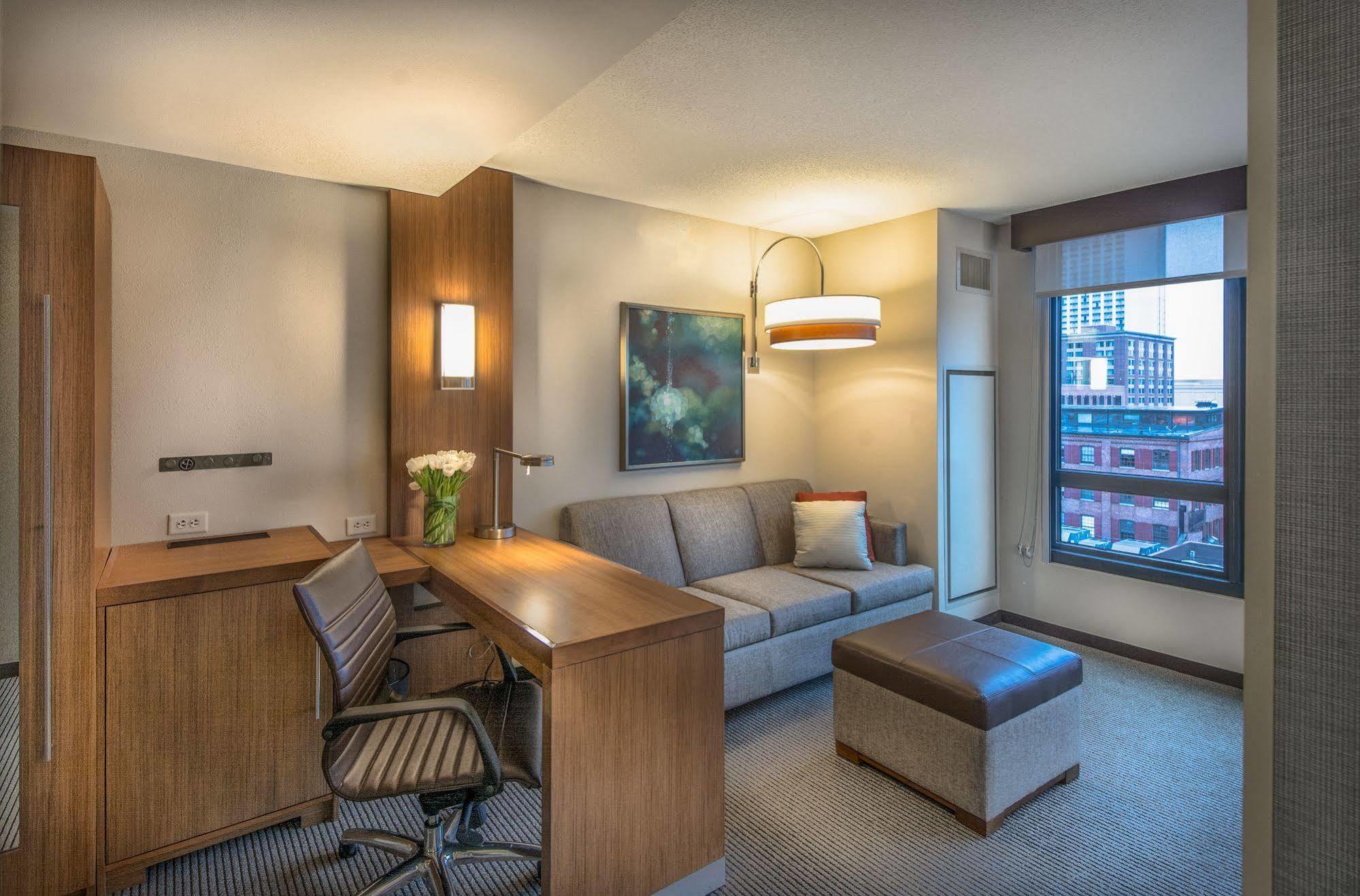 Hyatt Place Baltimore Inner Harbor Exterior photo